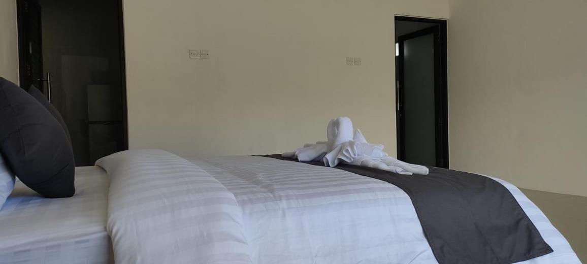 Amed Yudhadewata Hotell Exteriör bild