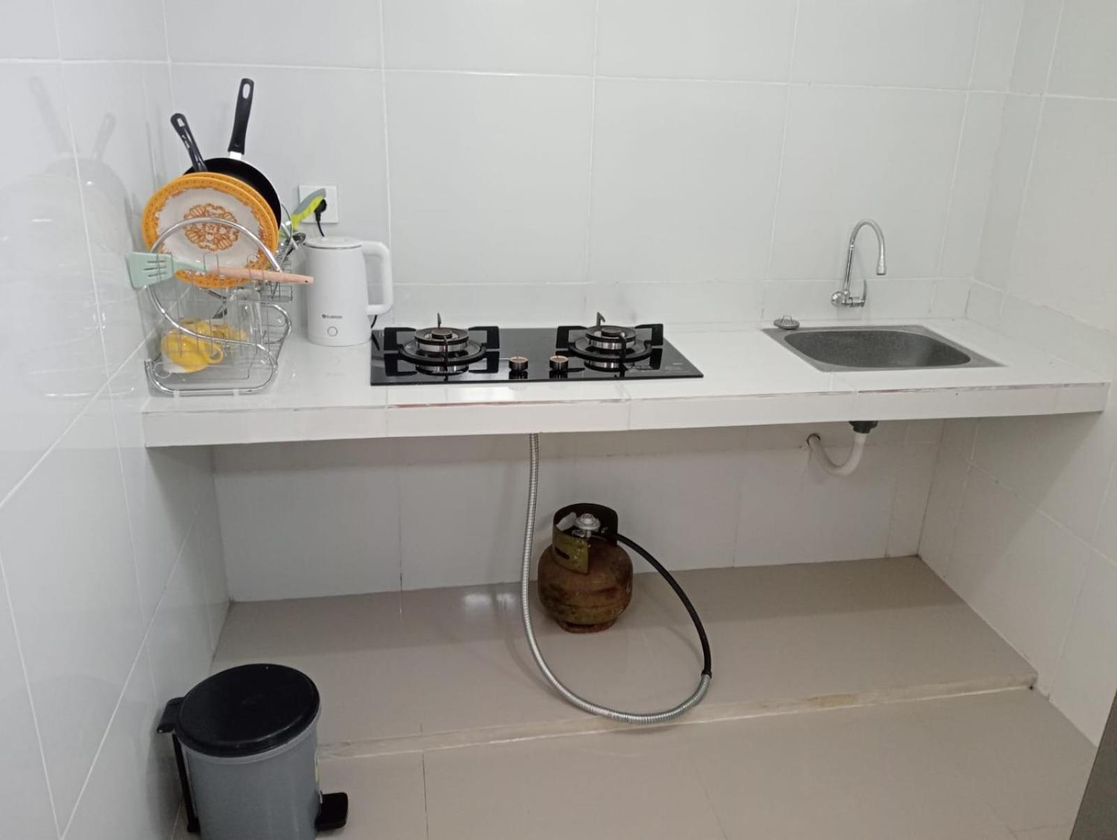 Amed Yudhadewata Hotell Exteriör bild